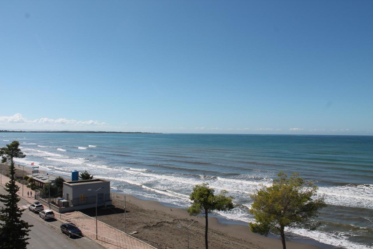 Appartamento Roxhensi Shëngjin Esterno foto