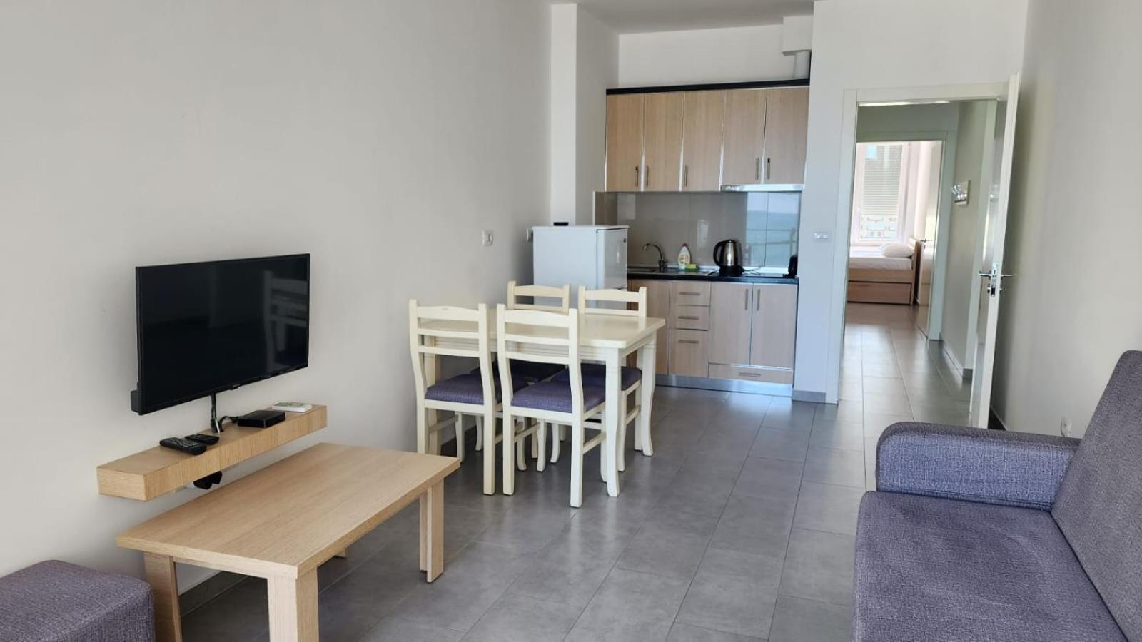 Appartamento Roxhensi Shëngjin Esterno foto