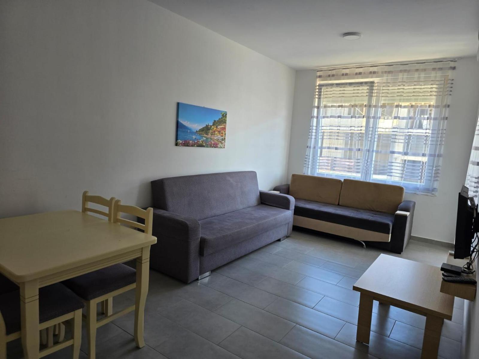 Appartamento Roxhensi Shëngjin Esterno foto